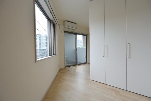 その他室内・内装(★２面採光で換気も良いお部屋です★)
