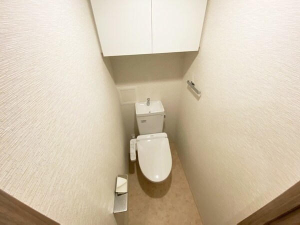 トイレ(お部屋探しは株式会社　タウンハウジング　までお気軽にお問合…)