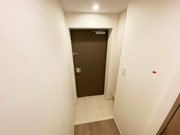 玄関(お部屋探しは株式会社　タウンハウジング　までお気軽にお問合…)