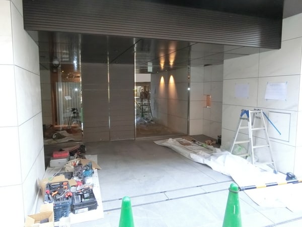 エントランス(部屋探しは株式会社　タウンハウジング　までお気軽にお問合せ…)