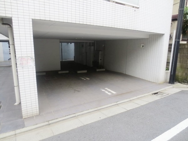 駐車場(★駐車場★)