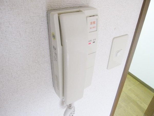 設備(★インターフォンも付いているのでセキュリティ面も安心です★)