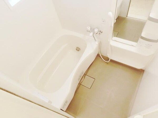 バス／シャワールーム等(★追い焚き・浴室乾燥機付の綺麗なバスルームです★)