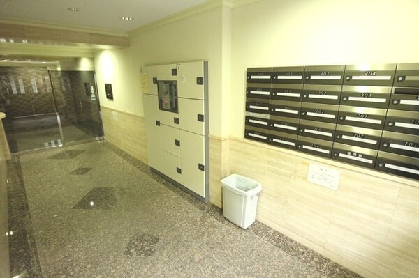 エントランス(★便利な宅配ＢＯＸ★)