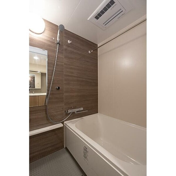 バス／シャワールーム等(※写真は同タイプ住戸です。)