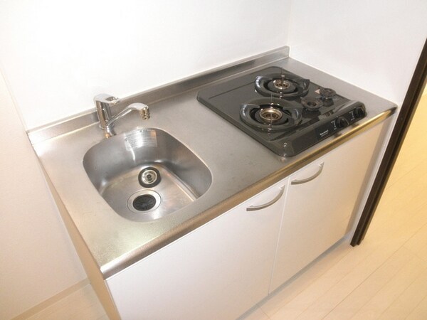 キッチン(お部屋探しは株式会社　タウンハウジング　までお気軽にお問合…)