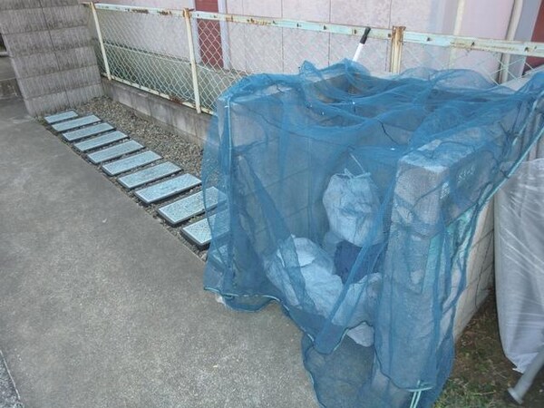 共有部分(★専用ゴミ置場です★)