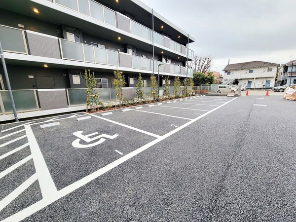 駐車場(駐車場)