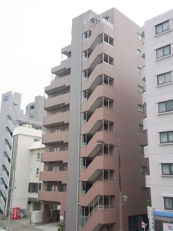 外観(★２駅４路線利用可能な立地★)