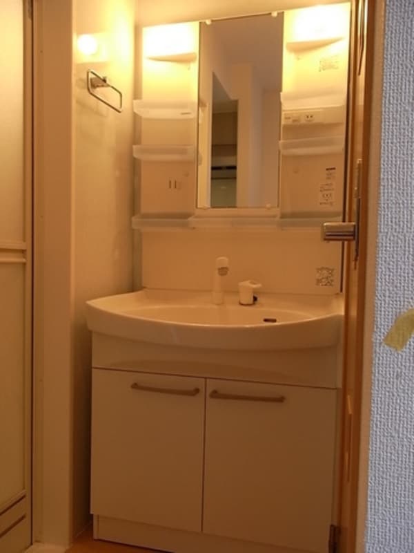 洗面(シャンプードレッサー)