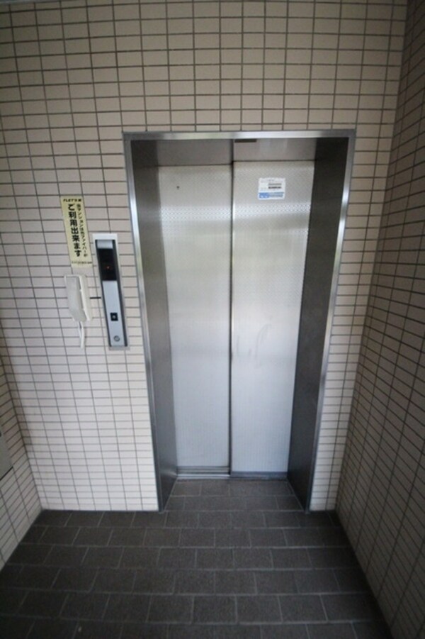 ロビー