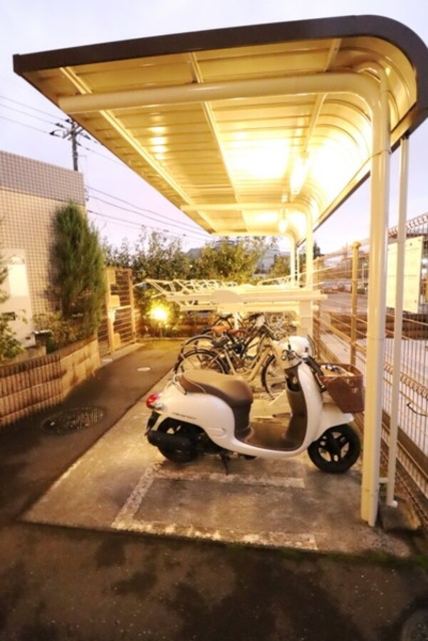 駐車場(外観・共用部分)
