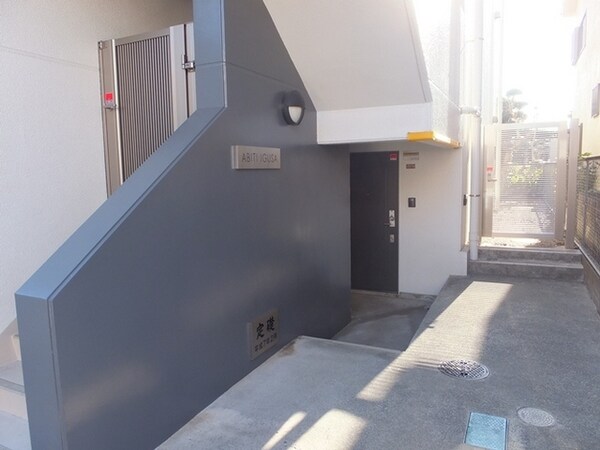 エントランス(建物入口)