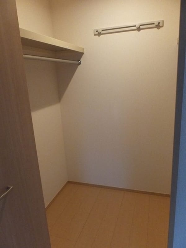 収納(ウォークインクローゼット)