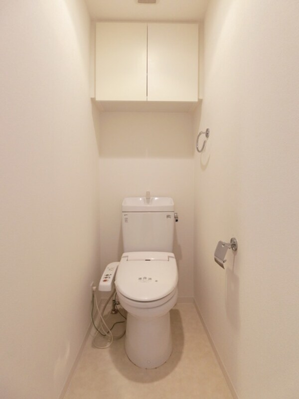 トイレ(Cタイプ2019年7月撮影 同タイプ903号室の写真です。)