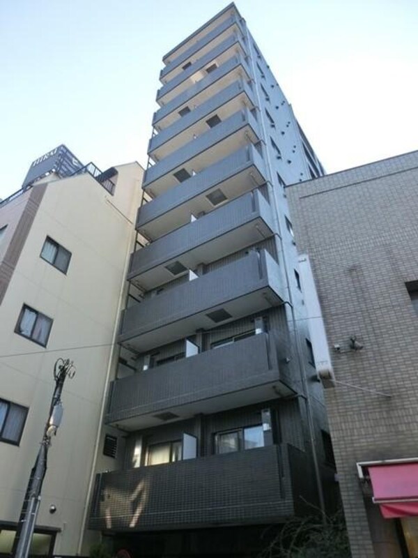 外観(★平成１８年完成の鉄筋コンクリート造のマンションです★)