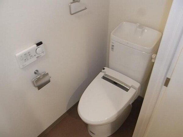 トイレ(★ウォシュレットトイレ★)