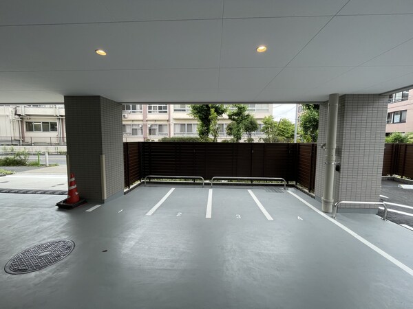 駐車場(駐車場)