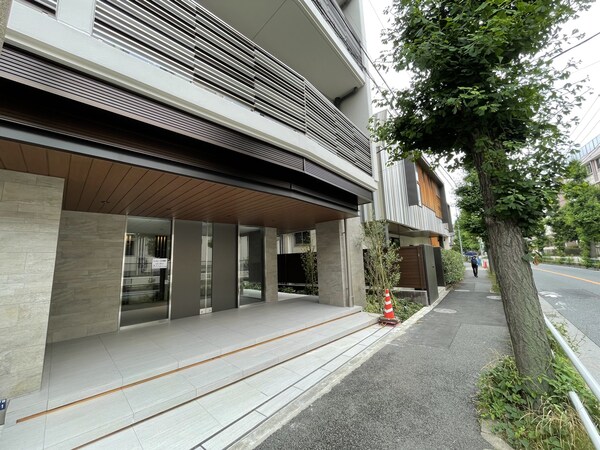 エントランス(エントランス)