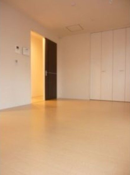 物件内観写真18　(リビング/居室)