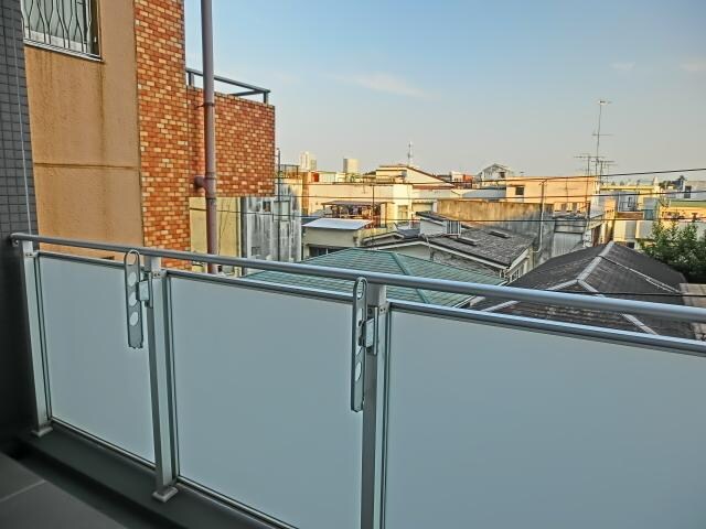 物件内観写真6　(スカイツリーの見えるバルコニー)
