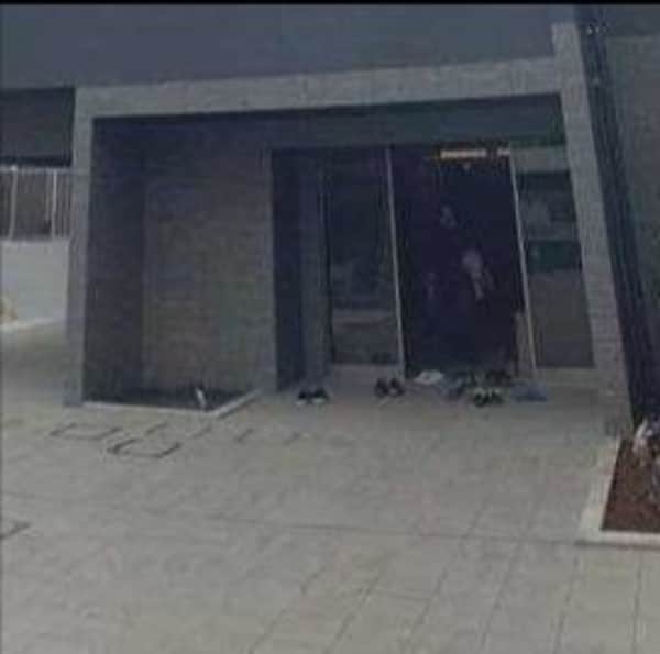 エントランス(外観)