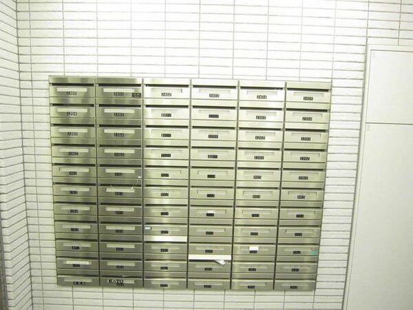 共有部分(★ダイヤル付のメールBOX★)