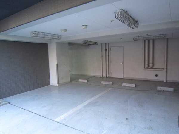 駐車場(駐車場)