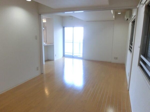 その他室内・内装(２面採光の11帖LDK＋6帖洋室)