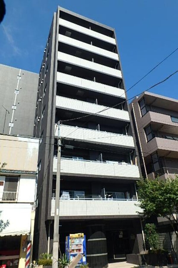 外観(重厚感溢れる外観)
