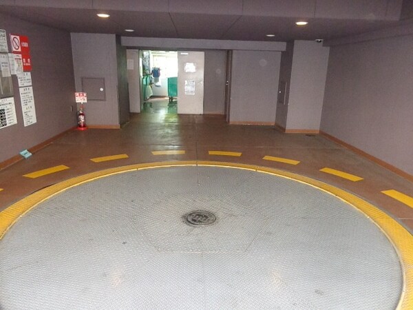 駐車場(駐車場)