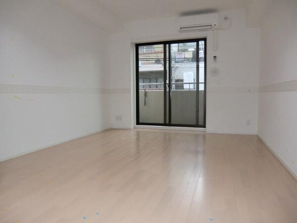 その他室内・内装(広々13.4帖の洋室☆)