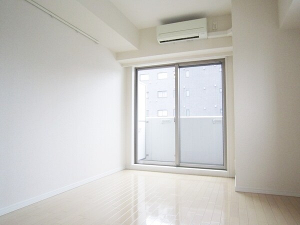 リビング・居室(角部屋、二面採光です)