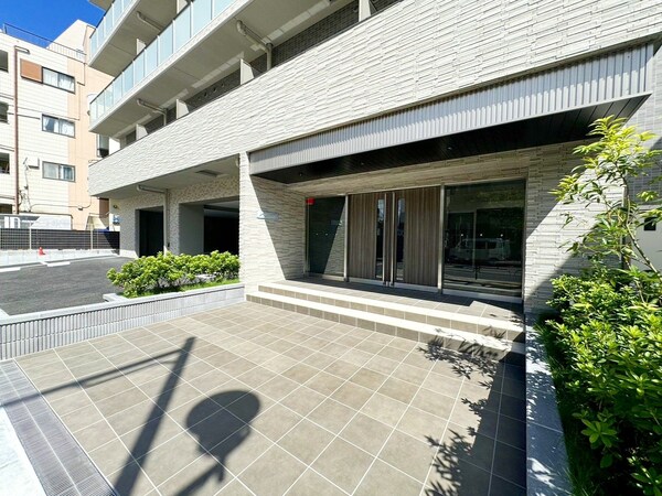 エントランス(エントランス)