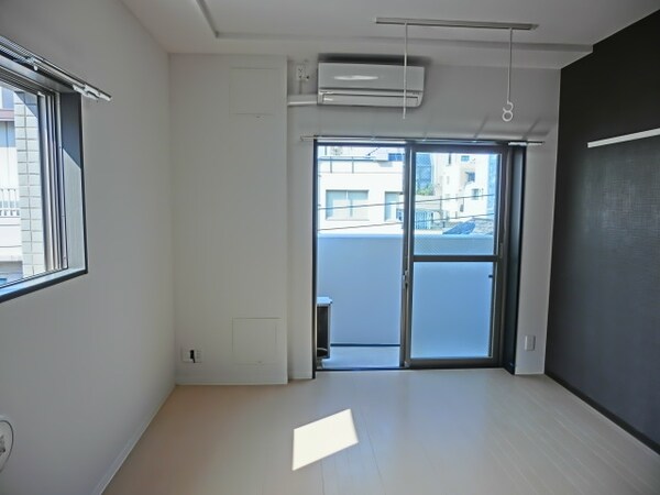 その他室内・内装(室内干し可　２面採光角部屋)