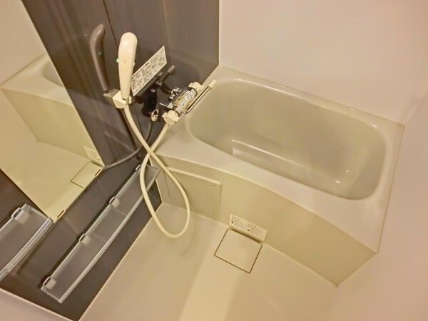 バス／シャワールーム等(バスルーム)