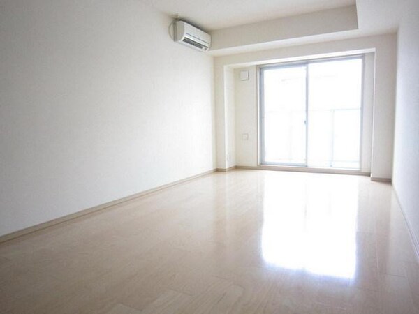 リビング・居室(日当たり良好)