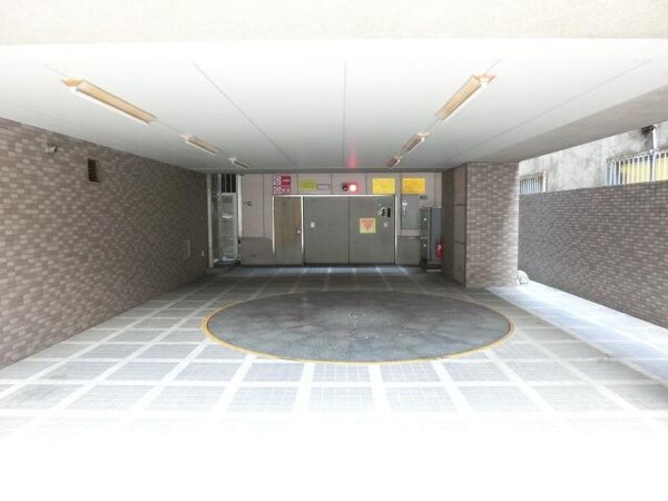 駐車場(駐車場)