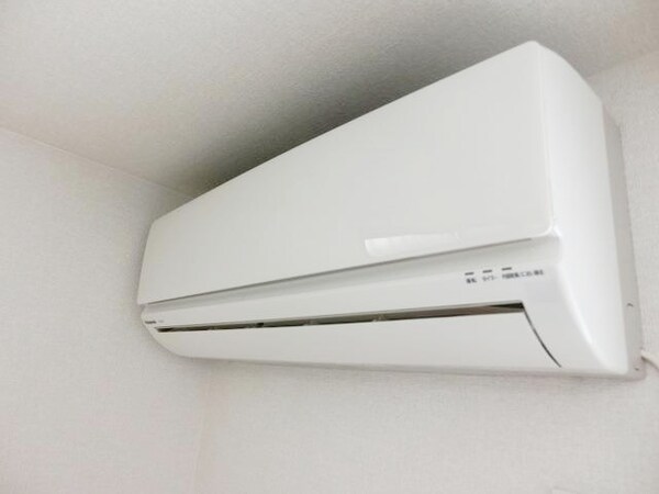 設備(エアコンは洋室に設置済みです)