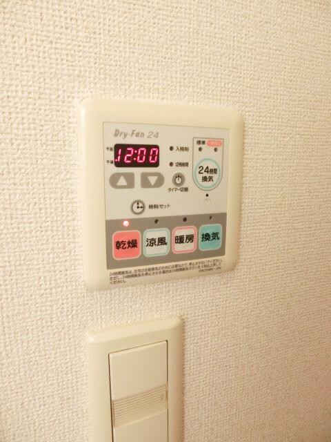 設備(浴室乾燥機)