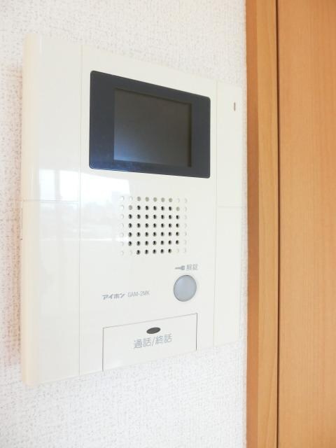 設備(ＴＶｊドアホンで来客確認出来ます)