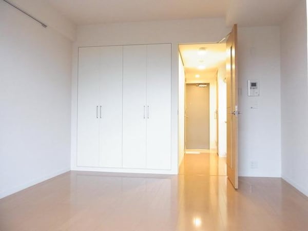 その他室内・内装(★開放感あふれる８帖居室です★)