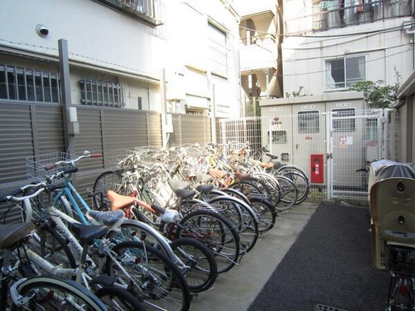 駐車場(駐輪場)