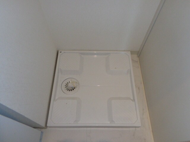 物件内観写真9　(洗濯機置き場)