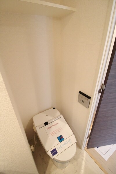 物件内観写真13　(トイレ)