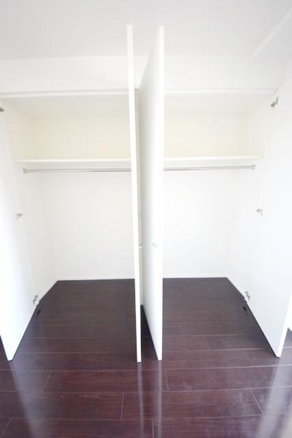 物件内観写真13　(収納)