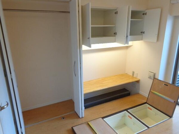 設備(収納クローゼット)