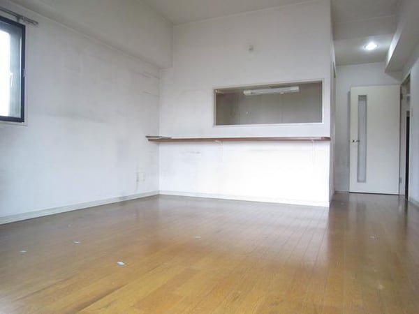 リビング・居室(LDK１３．８帖)