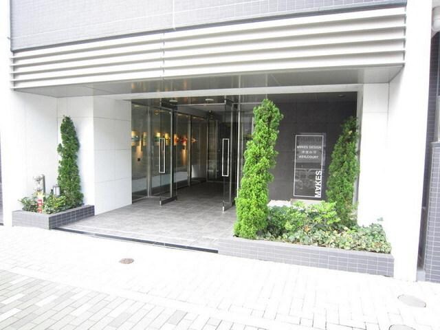 物件内観写真3　(エントランス)