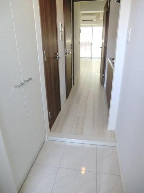 物件内観写真13　(☆玄関ホールです☆)